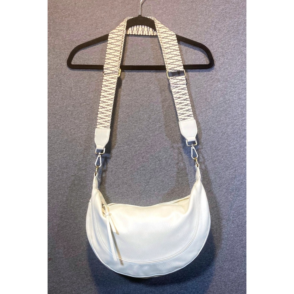 Urban Originals Anthropologie Crescent Crossbody Bag Cream White Vegan Leather